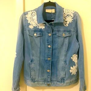 Chico’s lace appliqué cotton denim jacket medium blue wash. Size 1/US 8